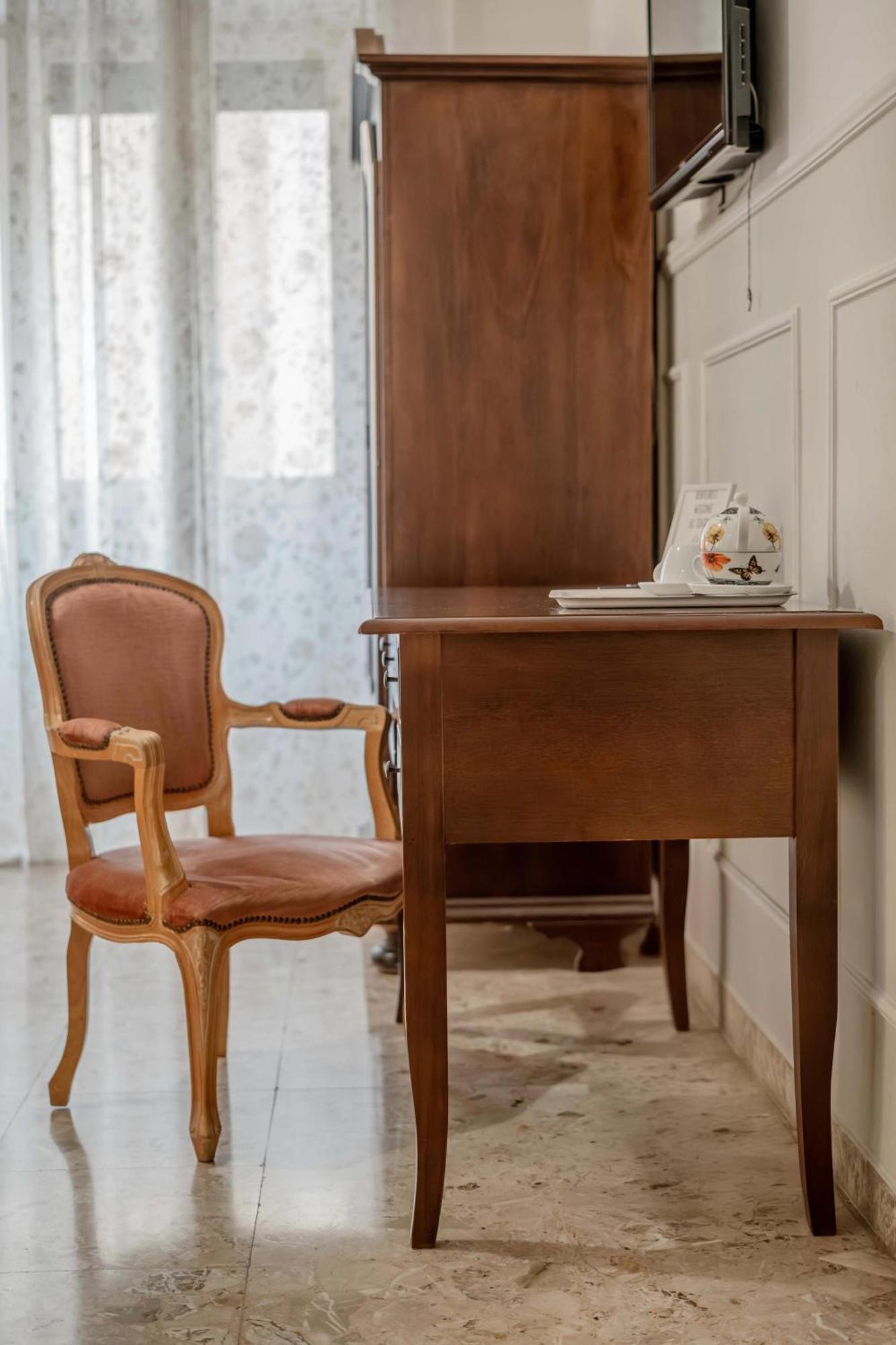 Al Teatro Hotell Verona Eksteriør bilde