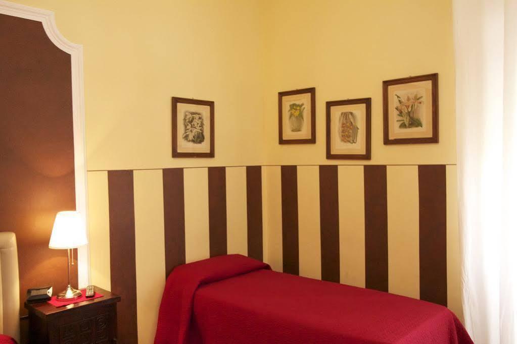 Al Teatro Hotell Verona Eksteriør bilde